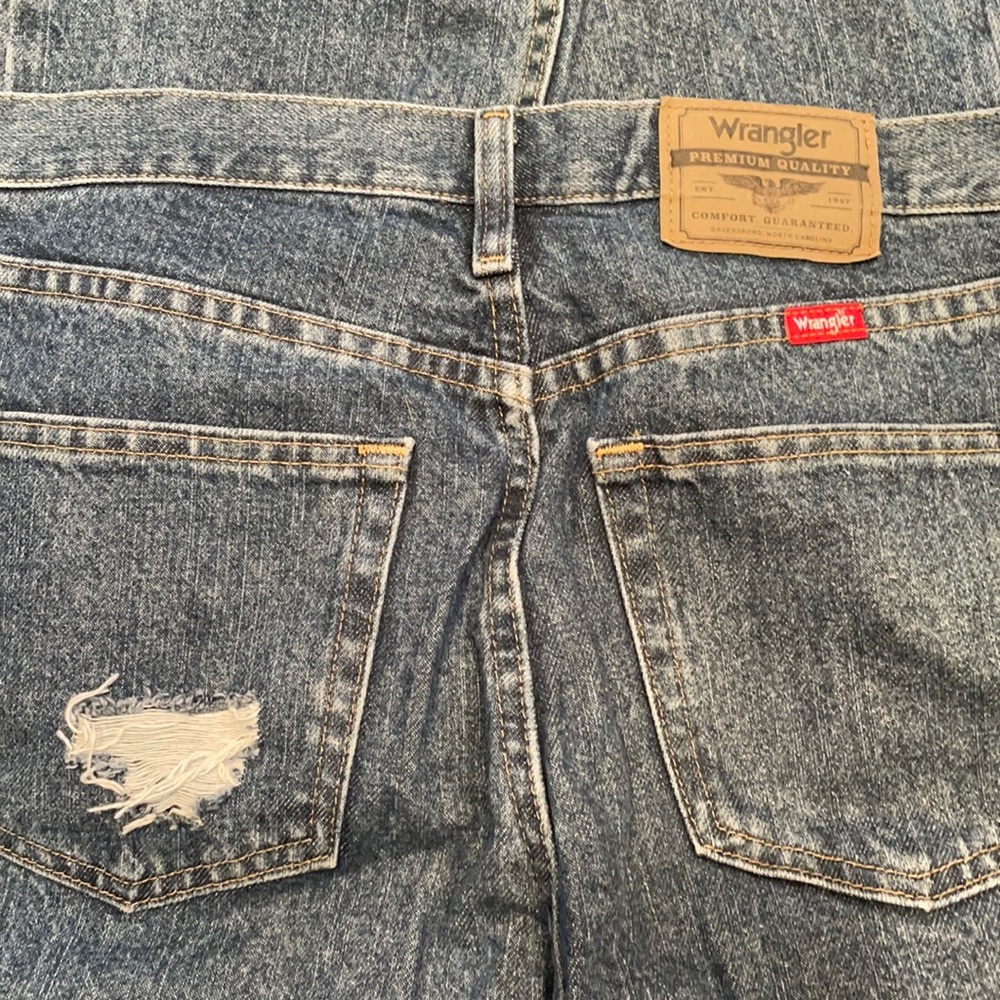 Wrangler Distressed Jeans